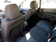 PEUGEOT 3008 1.6 HDi 112 CV ca. robot. Bus.