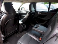 VOLVO XC40 D4 AWD Geartronic Momentum