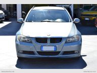 BMW 320d Touring Futura AUT.