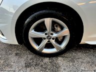 AUDI A4 Avant 40 TDI S tronic BUSINESS ADVANCED