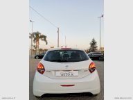 PEUGEOT 208 PureTech 82 5p. Allure