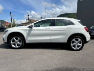 MERCEDES-BENZ GLA 200 d Automatic Sport