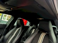 MERCEDES-BENZ GLA 220 d AMG Automatic Premium