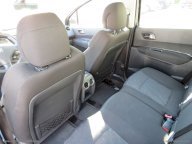 PEUGEOT 3008 1.6 HDi 112 CV ca. robot. Bus.