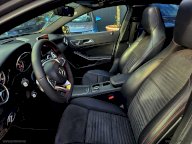 MERCEDES-BENZ A 200 d Automatic Premium
