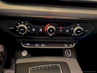 AUDI Q5 2.0 TDI quattro S tronic Business