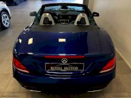 MERCEDES-BENZ SLC 200 Premium