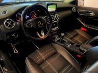 MERCEDES-BENZ A 180 d Sport