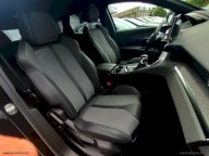 PEUGEOT 3008 PureTech Turbo 130 S&S Allure Pack