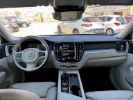 VOLVO XC60 B4
