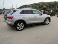 AUDI Q3 35 TDI S tronic Business