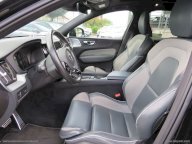 VOLVO XC60 B4