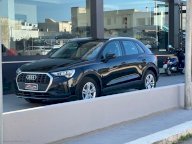 AUDI Q3 35 TDI S tronic Business
