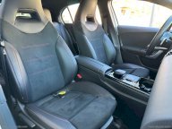 MERCEDES-BENZ A 180 d Automatic Premium