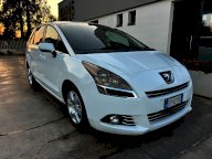 PEUGEOT 5008 1.6 HDi 115 CV Business