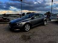 VOLVO V40 D2 Momentum