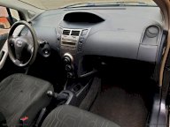 TOYOTA Yaris 1.0 5p.