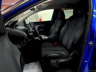 PEUGEOT 3008 BlueHDi 130 S&S EAT8 Allure Pack