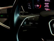 AUDI Q3 35 TDI S tronic Business