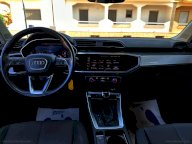 AUDI Q3 35 TDI S tronic Business