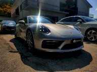 PORSCHE 911 Carrera 4