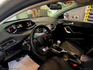 PEUGEOT 308 BlueHDi 120 S&S Business