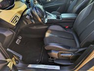 PEUGEOT 3008 BlueHDi 130 S&S EAT8 GT