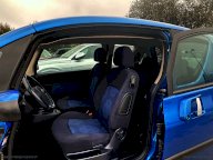 PEUGEOT 1007 1.4 Happy