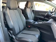 PEUGEOT 3008 BlueHDi 130 S&S EAT8 Allure
