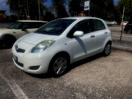 TOYOTA Yaris 1.0 5p.