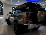 LAND ROVER Defender 90 3.0D I6 250 CV Dynamic HSE