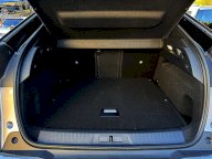 PEUGEOT 3008 Hybrid 136 e-DCS6 GT