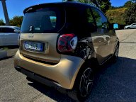 SMART fortwo EQ Parisblue