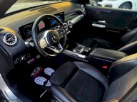 MERCEDES-BENZ GLB 200 d Automatic Premium