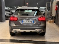 MERCEDES-BENZ GLA 180