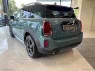 MINI Mini Cooper Countryman ESSENTIAL