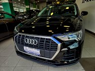 AUDI Q3 35 TDI S tronic BUSINESS