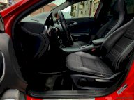 MERCEDES-BENZ GLA 200 CDI Automatic 4Matic Sport