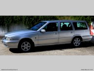 VOLVO V70 2.0 T