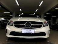 MERCEDES-BENZ A 180 d Business