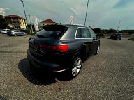 AUDI Q3 35 TDI S line edition