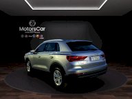 AUDI Q3 35 TFSI S tronic Business