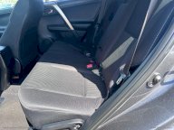 TOYOTA RAV4 2.0 D-4D 2WD Style