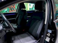 VOLKSWAGEN Golf 1.0 eTSI EVO DSG Life