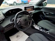 PEUGEOT 2008 PureTech 130 S&S EAT8 Allure