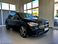MERCEDES-BENZ GLA 200 d Automatic Premium