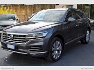 VOLKSWAGEN Touareg 3.0 TDI Advanced
