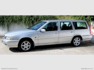 VOLVO V70 2.0 T