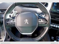 PEUGEOT 3008 BlueHDi 130 S&S EAT8 Allure Pack