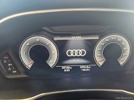 AUDI Q3 35 TDI S tronic Business Advanced